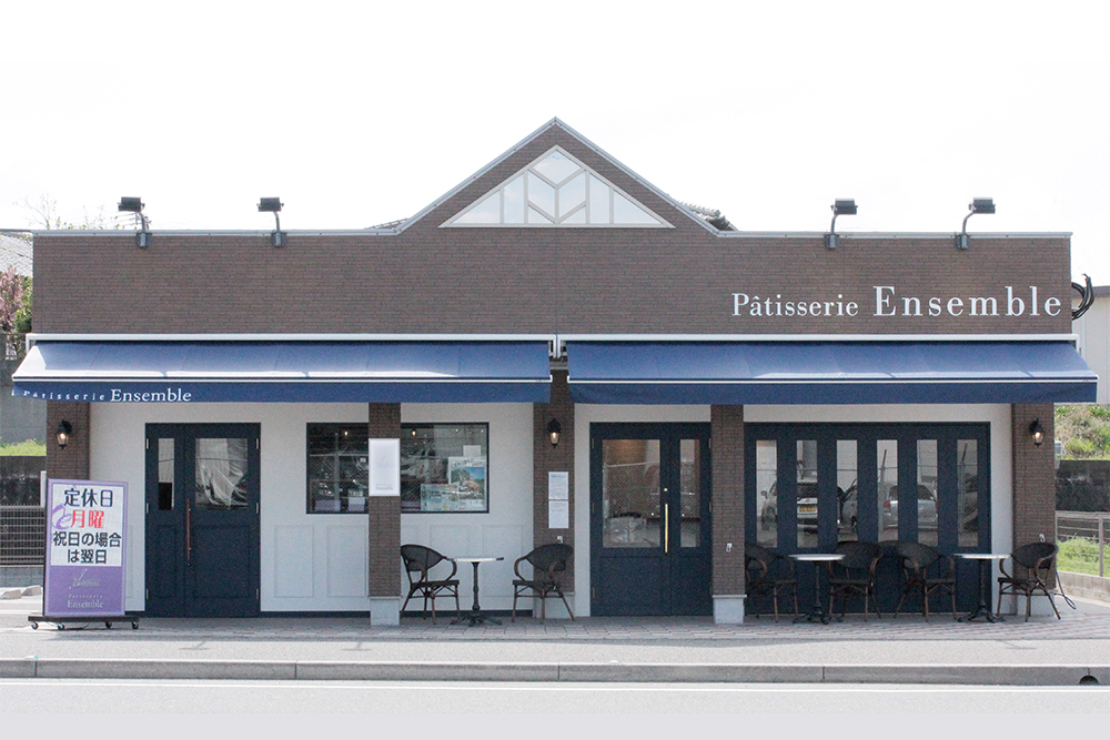 Patisserie ensemble